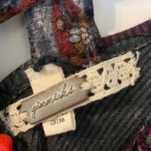 Gimmicks by BKE paisley long sleeve top